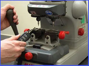 Quincy Locksmith Store Quincy, MA 617-603-7524 - 14-auto-car-key-cut